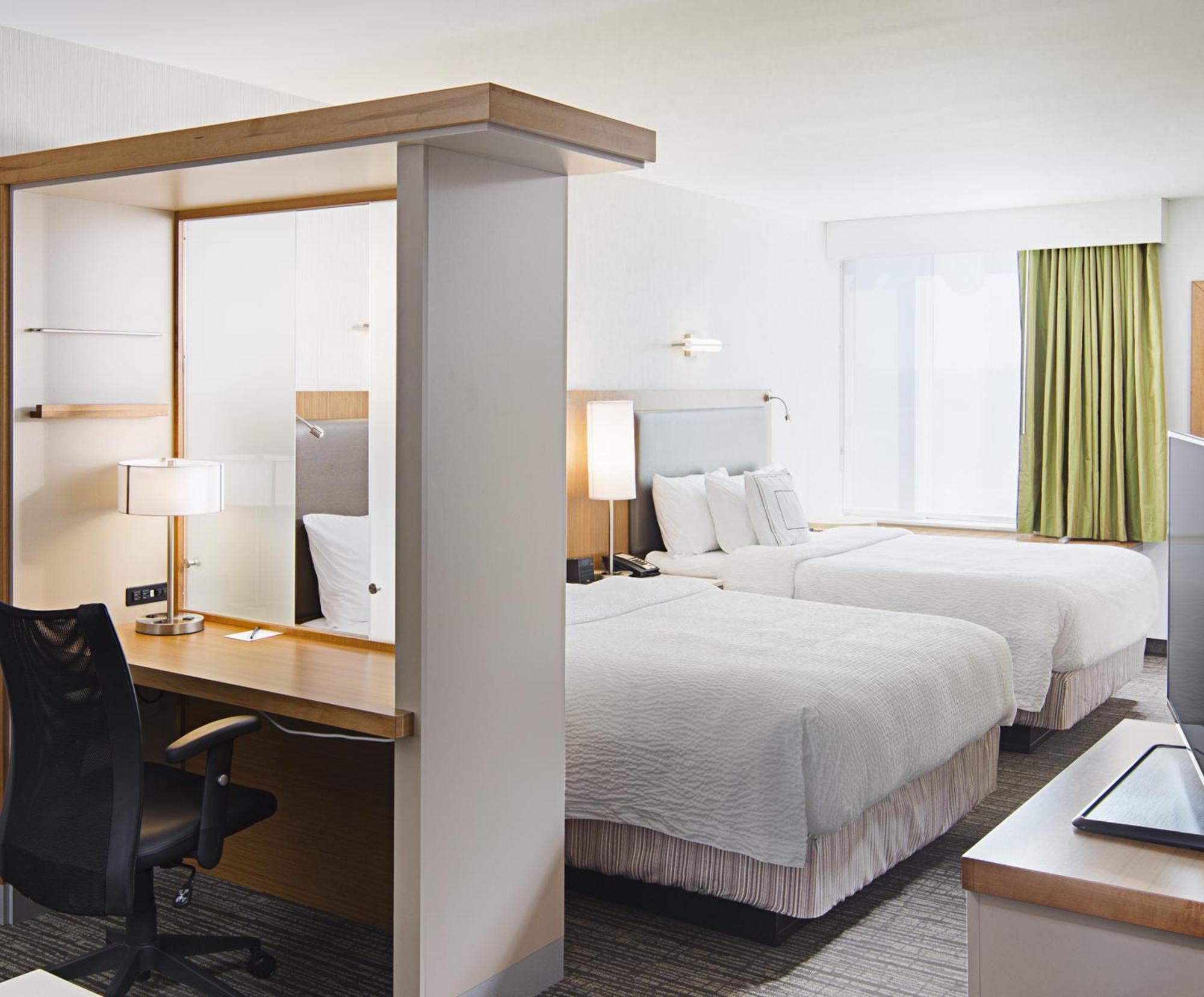 Springhill Suites By Marriott Carle Place Garden City Екстериор снимка