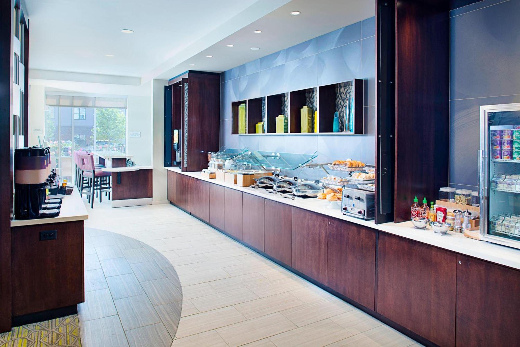 Springhill Suites By Marriott Carle Place Garden City Екстериор снимка