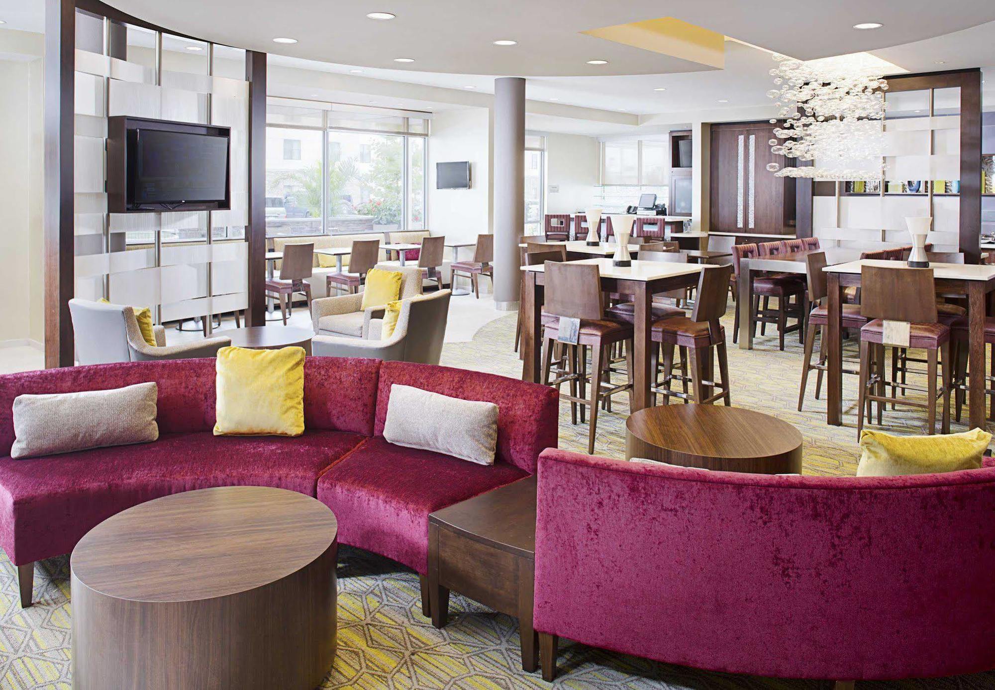 Springhill Suites By Marriott Carle Place Garden City Екстериор снимка